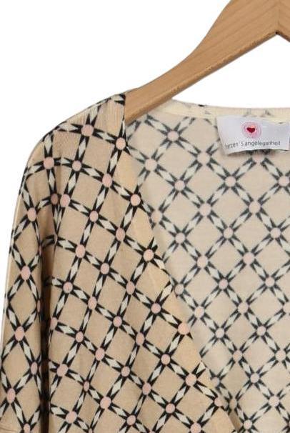 herzensangelegenheit-damen-strickjacke-beige-386bc545-6331-487f-a7be-2dce330d412c-image-2