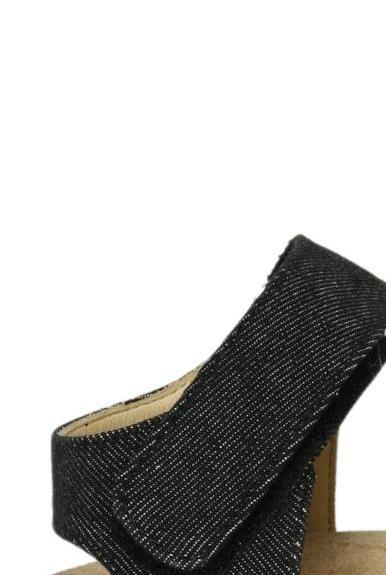 hessnatur-madchen-kinderschuh-schwarz-b5a09849-6b3e-4f90-a65a-a5f034adef03-image-1