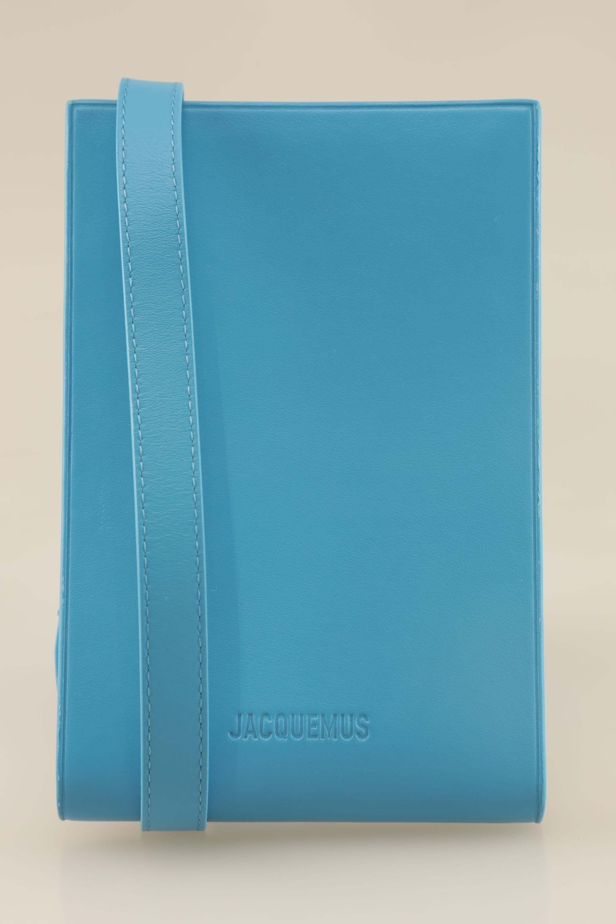 jacquemus-damen-handtasche-klein-leder-hellblau-e0cda45d-abd0-4574-ab67-180f1b3965d9-image-0
