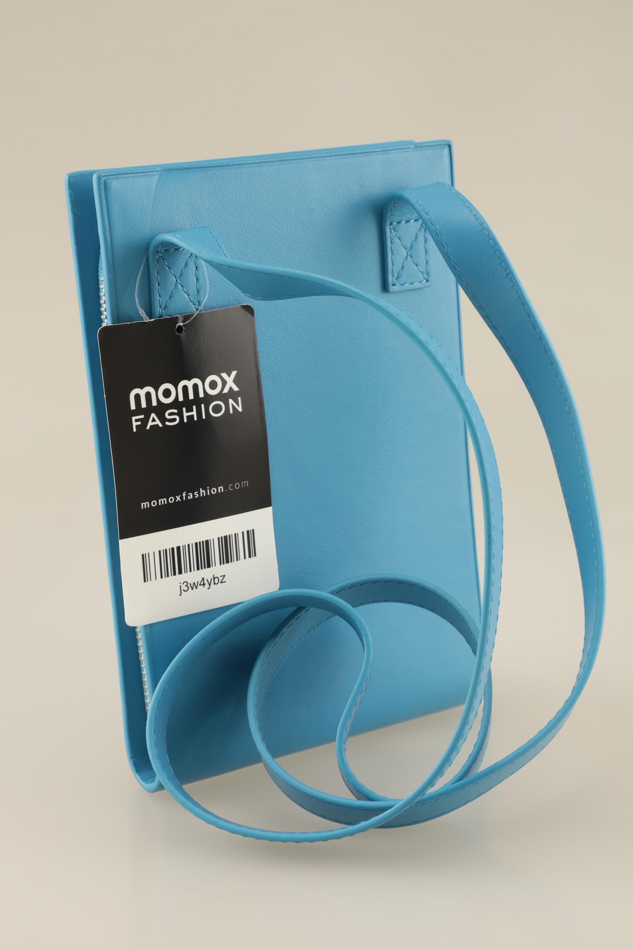 jacquemus-damen-handtasche-klein-leder-hellblau-e0cda45d-abd0-4574-ab67-180f1b3965d9-image-1