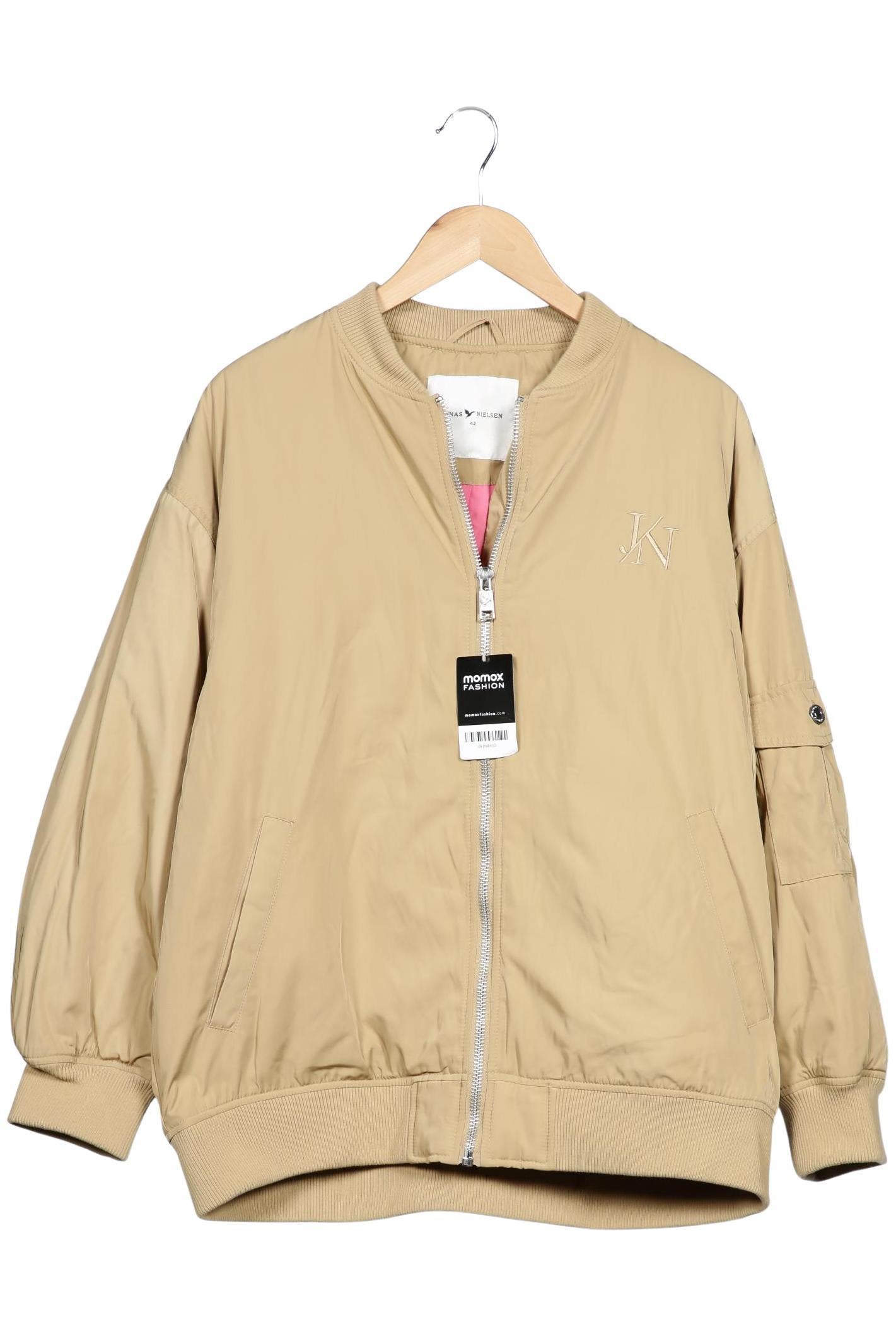 jonas-nielsen-damen-jacke-beige-c0a94bba-d485-46a3-b837-355b2a906685-image-0