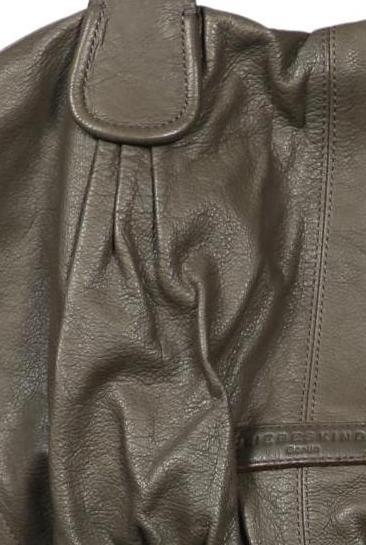 liebeskind-berlin-damen-handtasche-gross-leder-grun-78d4b630-c2eb-4e41-ac4f-98e656dbcc81-image-2