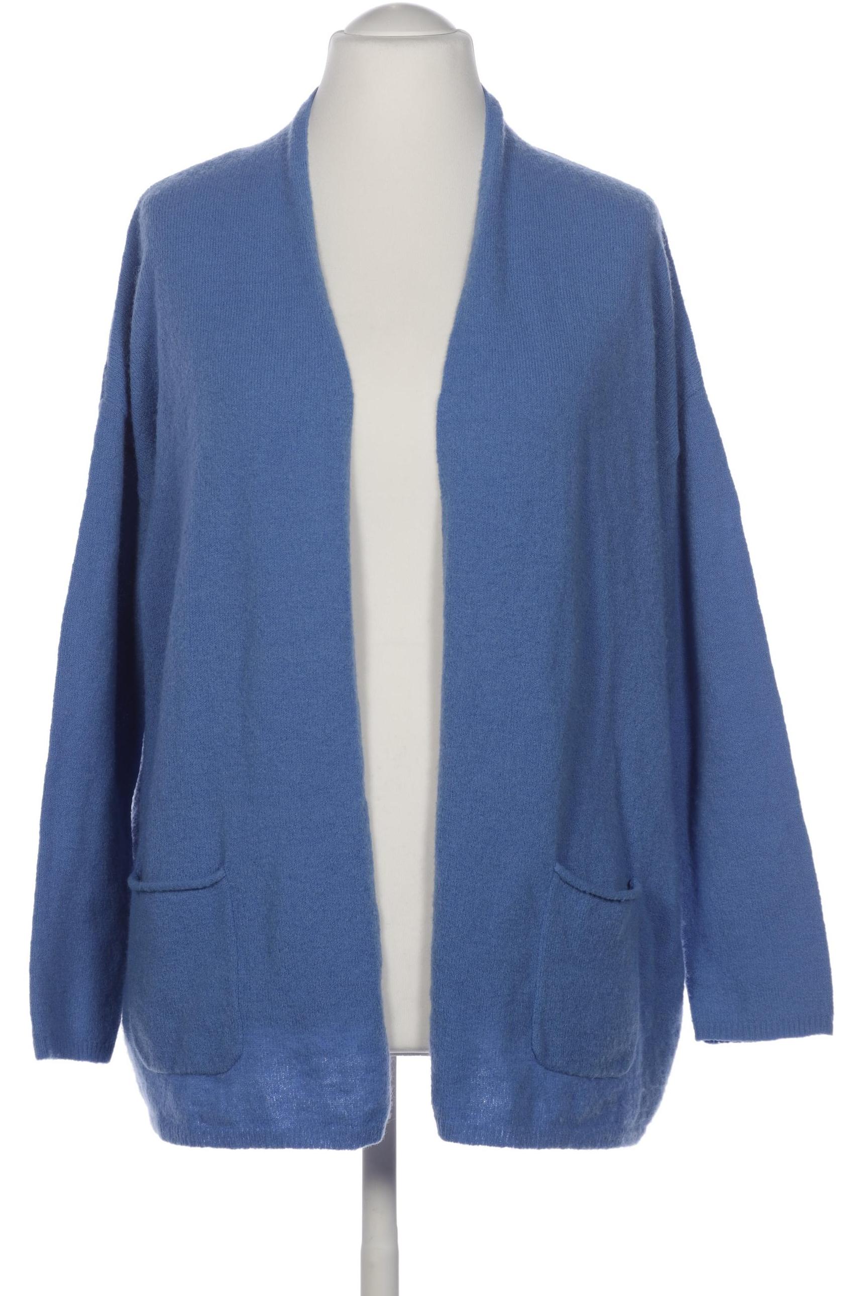 lieblingsstuck-damen-strickjacke-blau-869f3e51-6677-4076-8dd2-11921b46deb9-image-0
