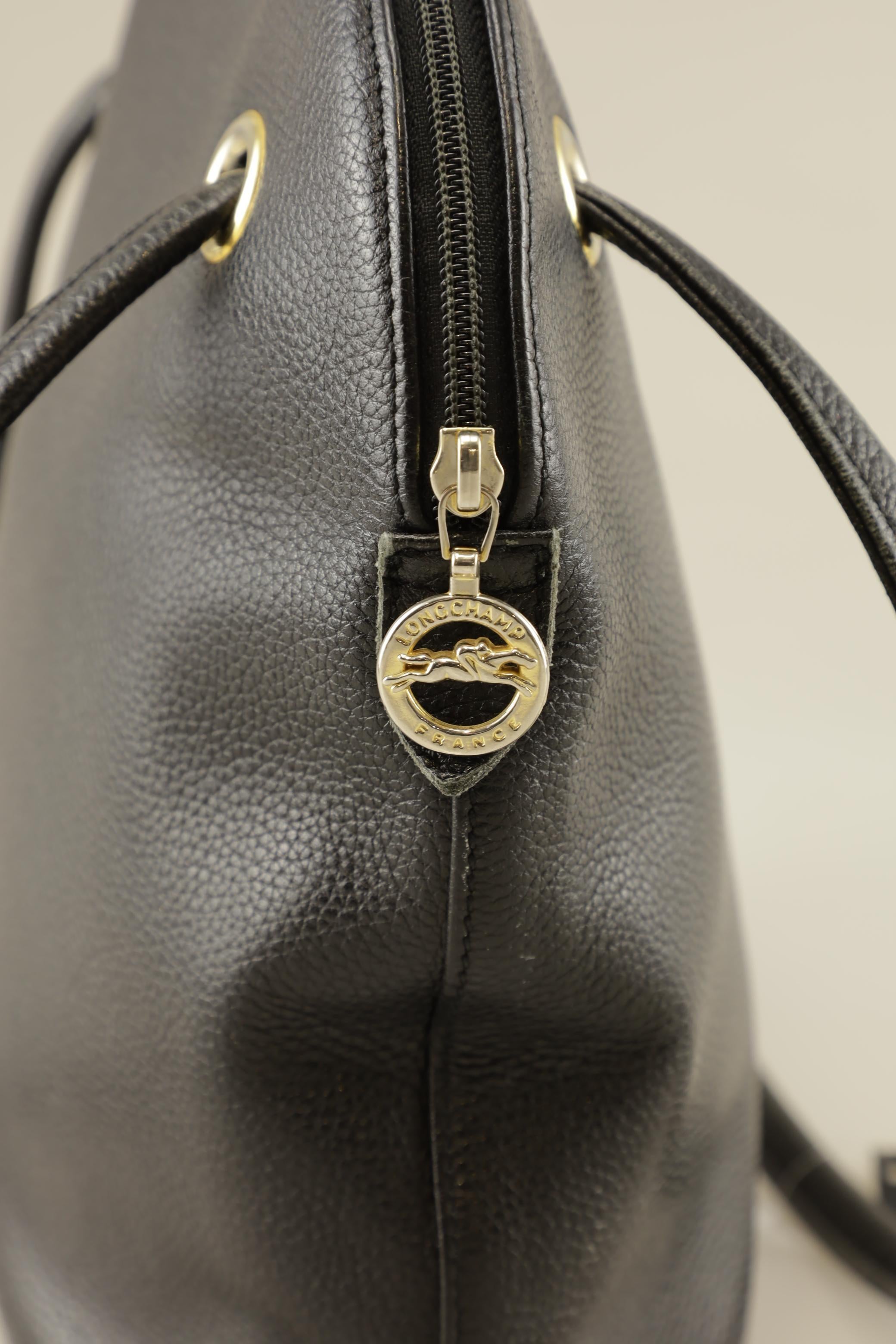 longchamp-damen-handtasche-gross-leder-marineblau-ab8ec5d2-0a50-4c66-9478-b38659ef89d3-image-2