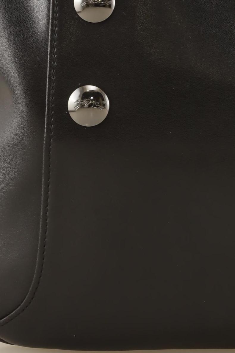 longchamp-damen-handtasche-klein-leder-schwarz-daa5e081-a367-441b-8fbb-202cc8bc4035-image-5
