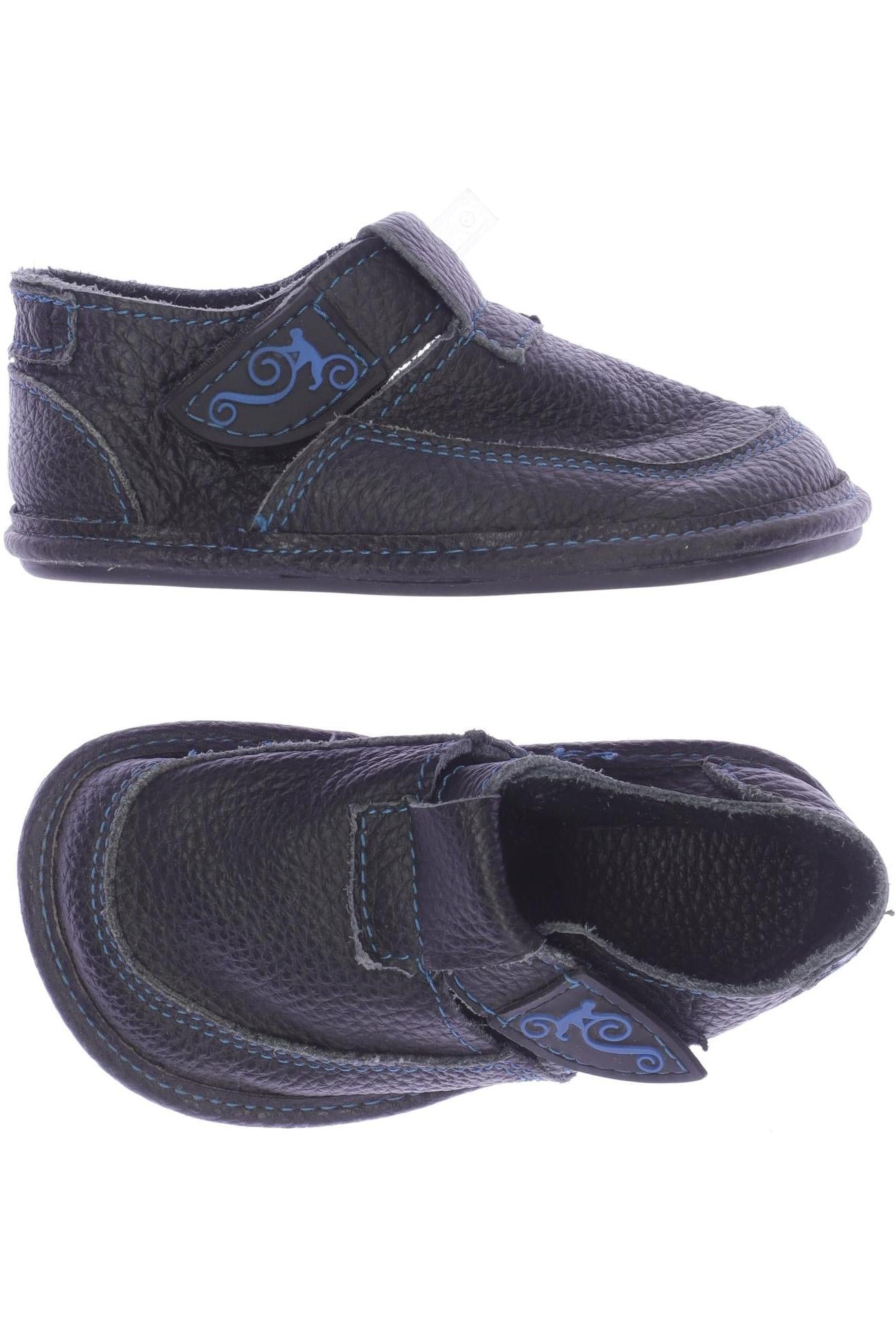 magical-shoes-jungen-kinderschuh-schwarz-cdd502f2-9703-4726-a5db-f2d0582d6b1d-image-0