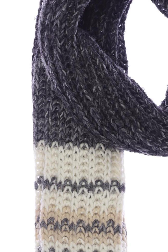 mango-damen-schal-oder-tuch-grau-ec6b67cb-7238-4ec4-bc53-864463f22f5c-image-1