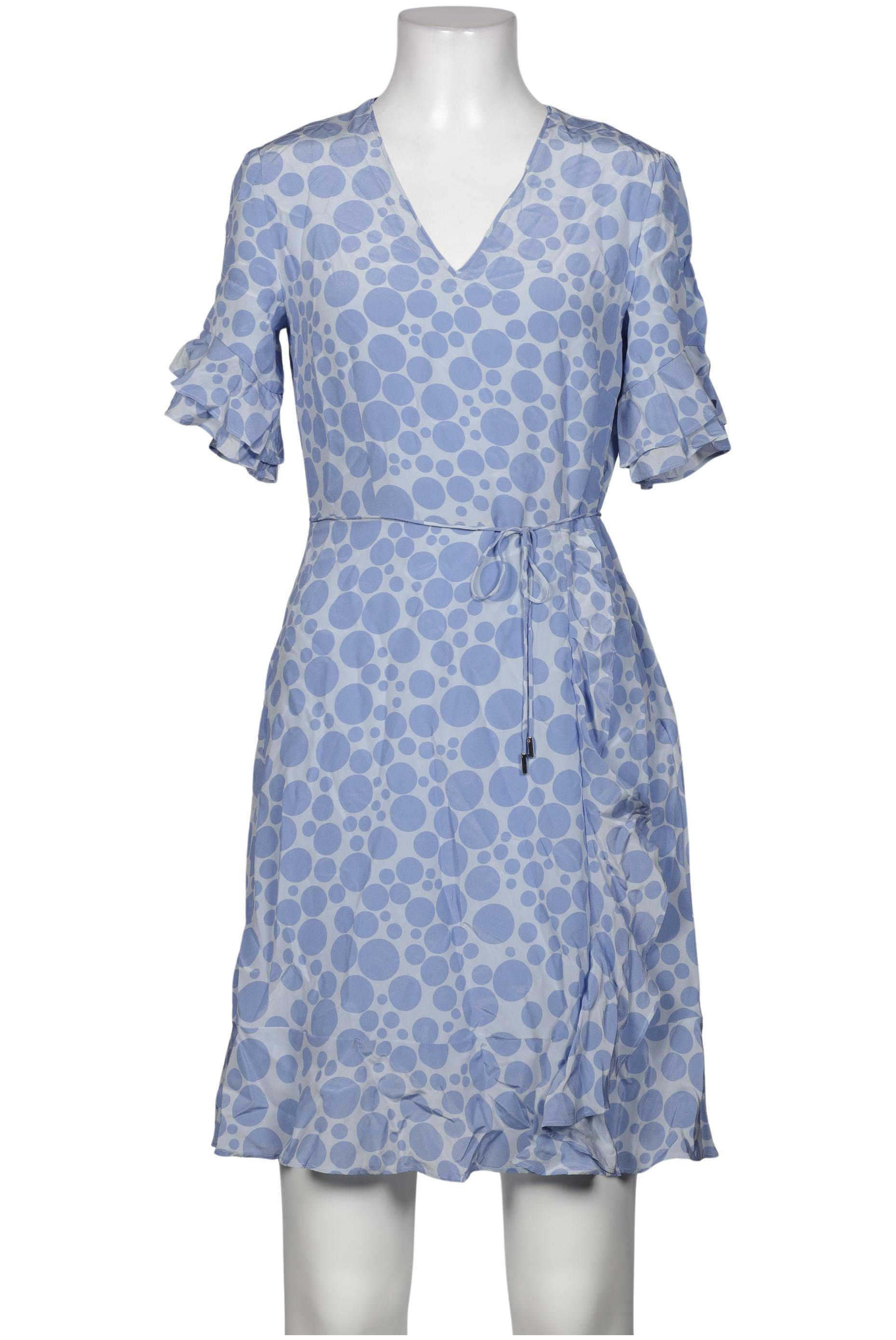 marc-cain-damen-kleid-hellblau-b2e0b01a-946c-438e-93c2-ef90984f3c4d-image-0