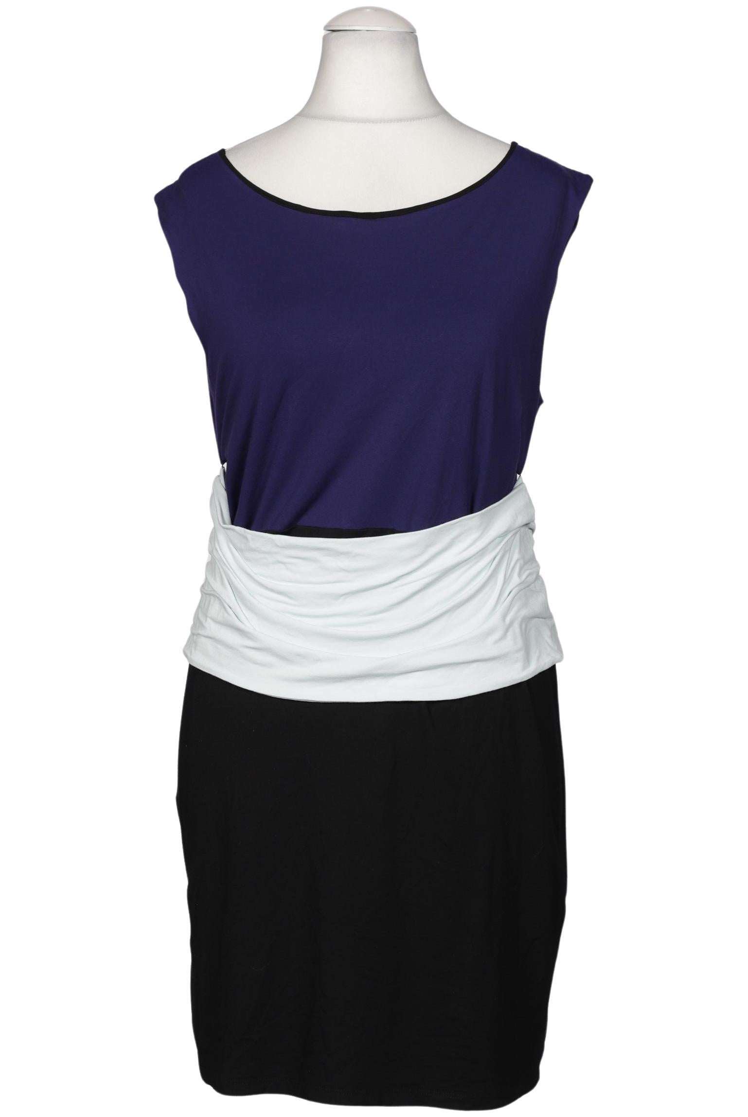 marc-cain-damen-kleid-schwarz-bae19faa-5555-48e9-a420-2d7c360e40ee-image-0