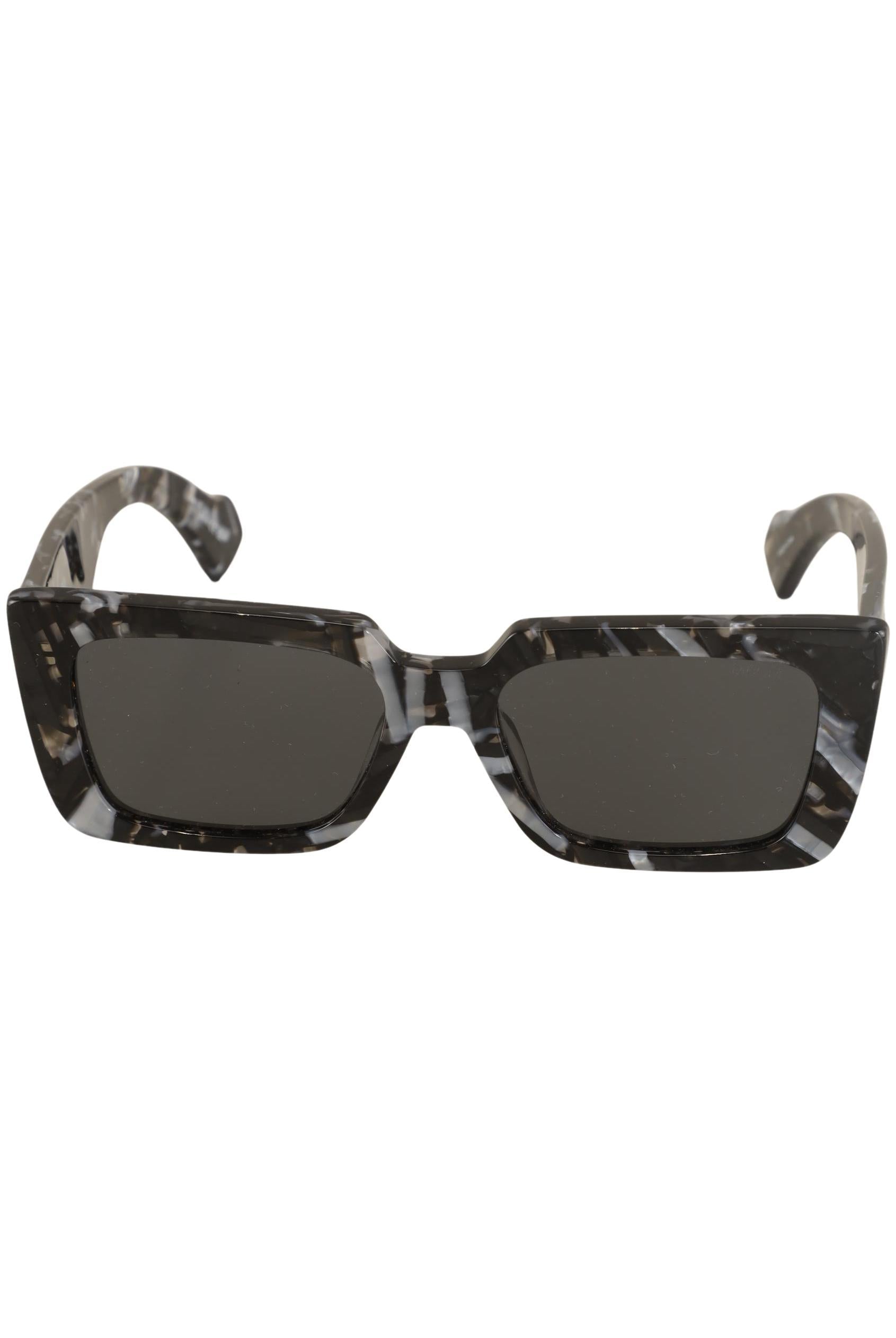 marcelo-burlon-herren-sonnenbrille-schwarz-56176dc1-1a41-4e78-908a-6cae79d98c26-image-1