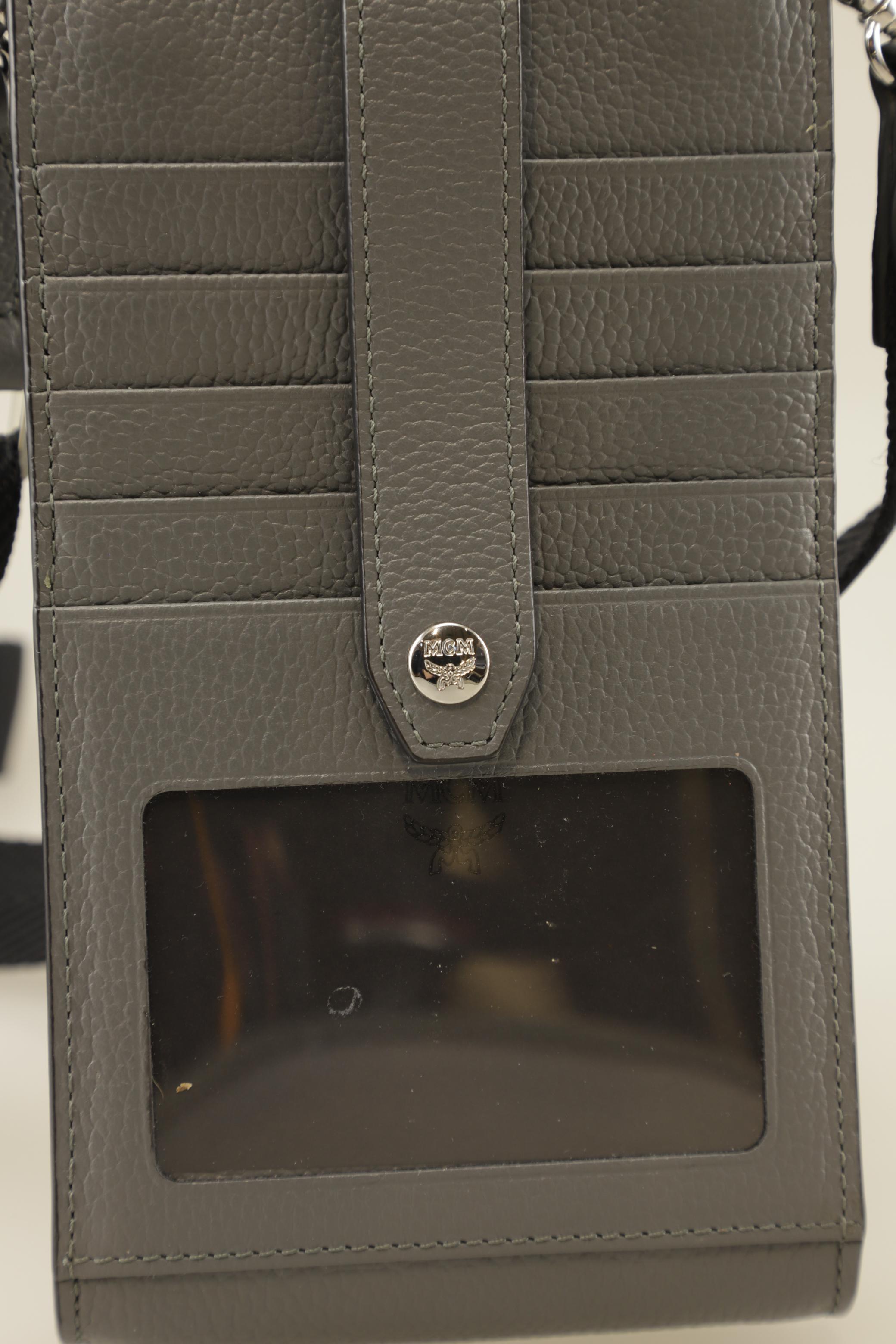 mcm-damen-handtasche-klein-leder-grau-61d1b2d3-b354-453d-a195-c34908206189-image-2