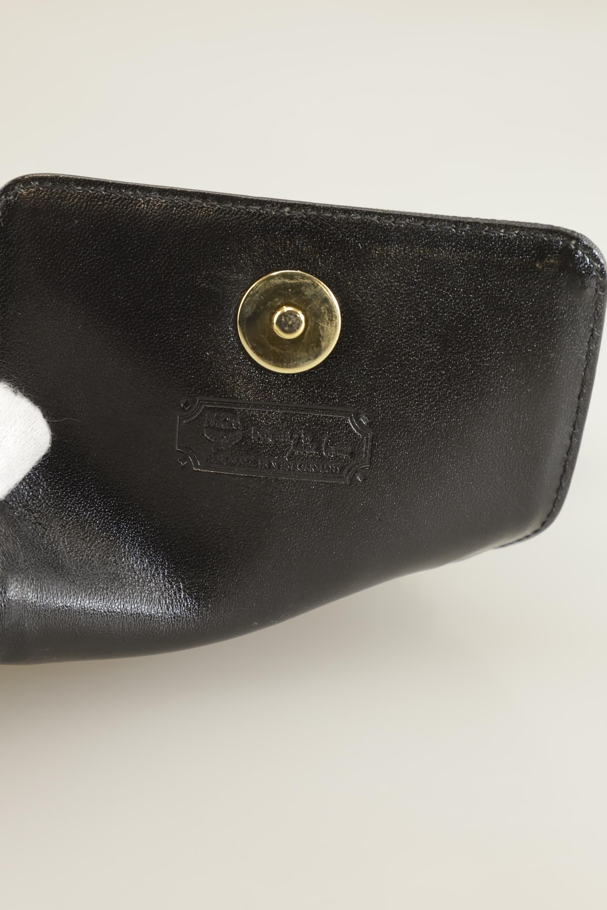 mcm-damen-handtasche-klein-schwarz-34277a5a-7a71-4843-b619-15132b2b8fc7-image-2