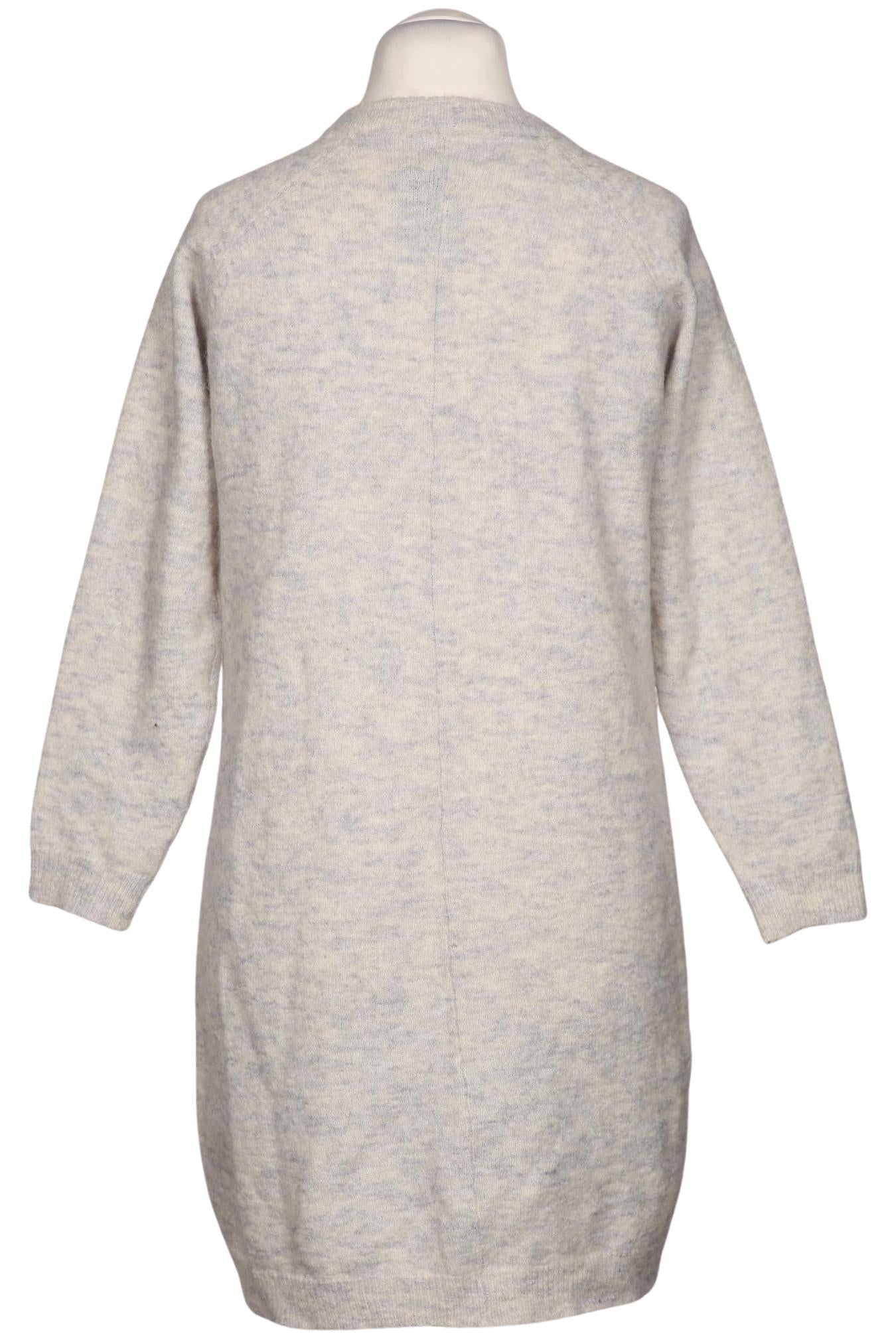 minimum-damen-strickjacke-grau-afd41296-e60d-4e7f-9eba-f7bfa30e85da-image-1