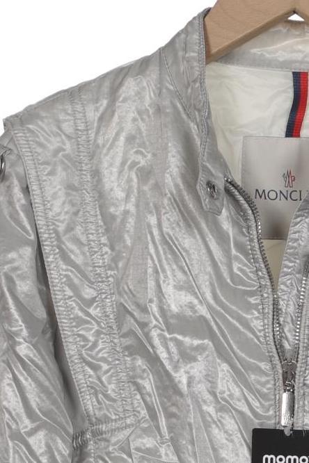 moncler-damen-jacke-silber-bca9b0ad-2fa8-4f36-874d-356623e9c3de-image-2