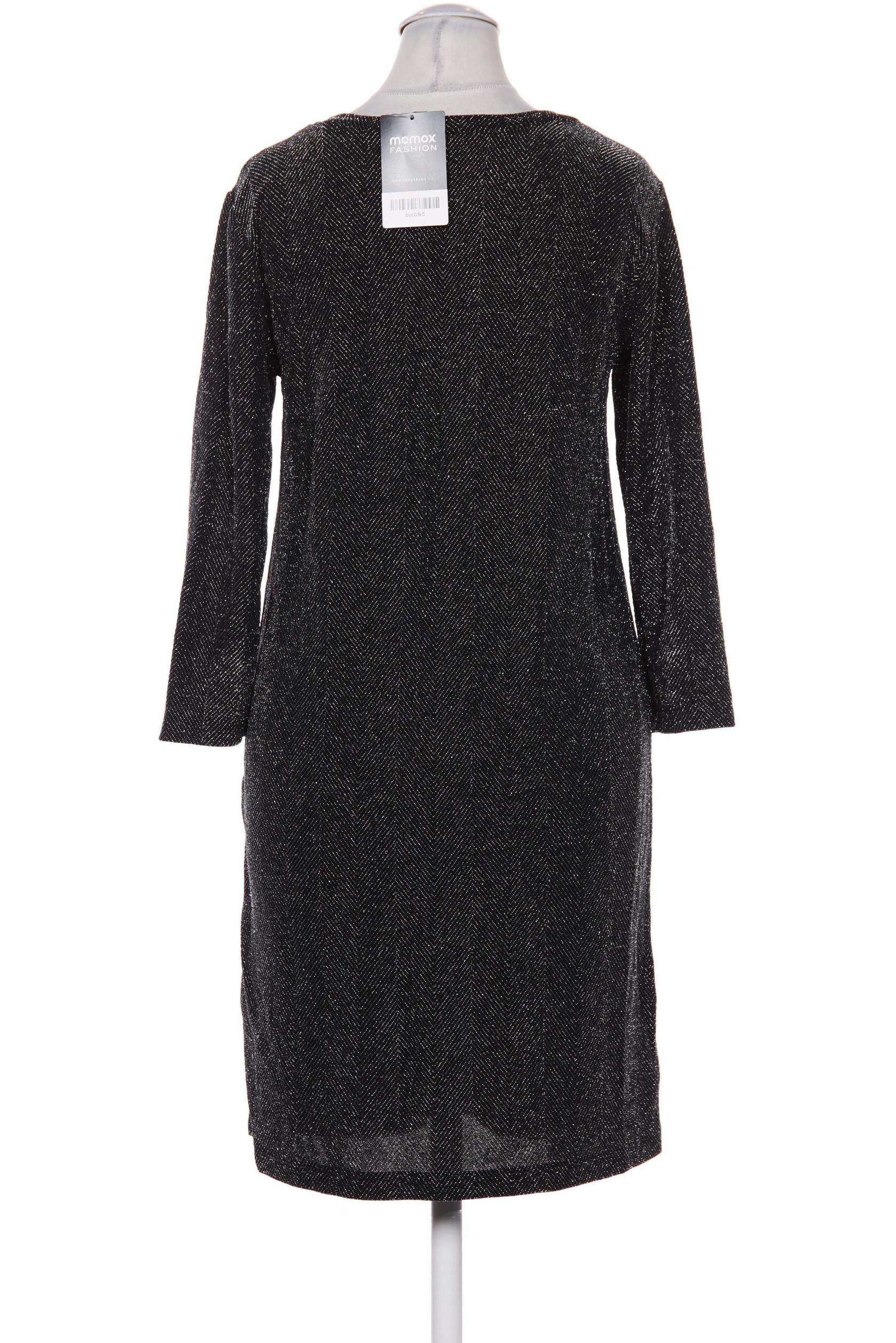 monki-damen-kleid-schwarz-c2f3dd44-b0df-490c-ba3e-81d8910f8e5a-image-1