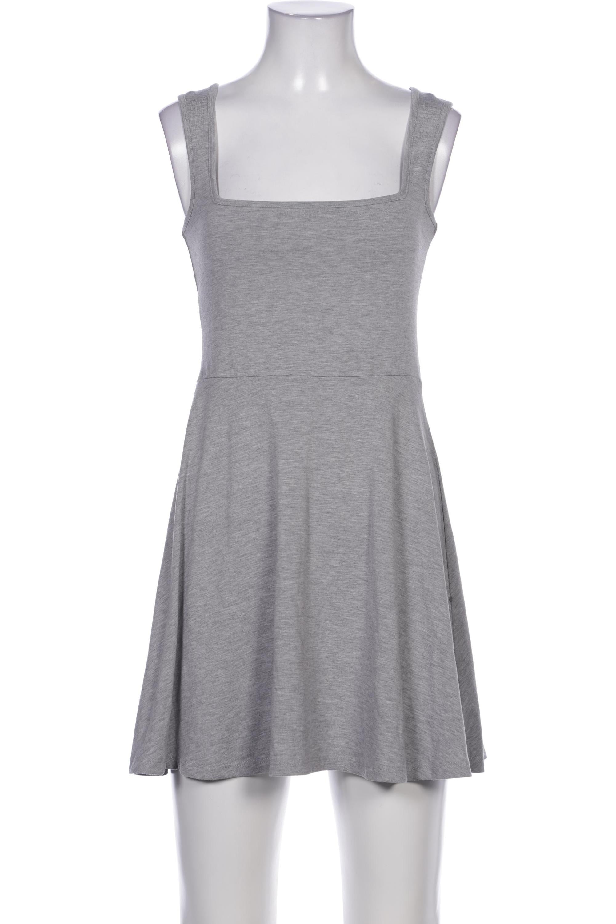 na-kd-damen-kleid-grau-02a2a7db-9f56-4fa6-80e4-2a68325b2172-image-0