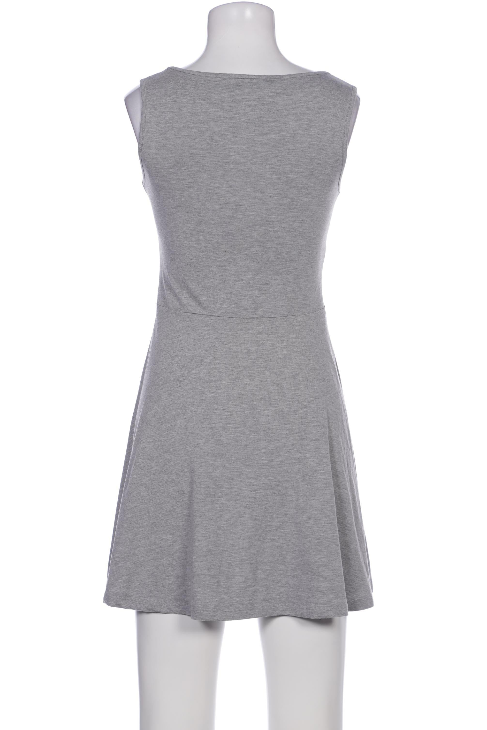 na-kd-damen-kleid-grau-02a2a7db-9f56-4fa6-80e4-2a68325b2172-image-1