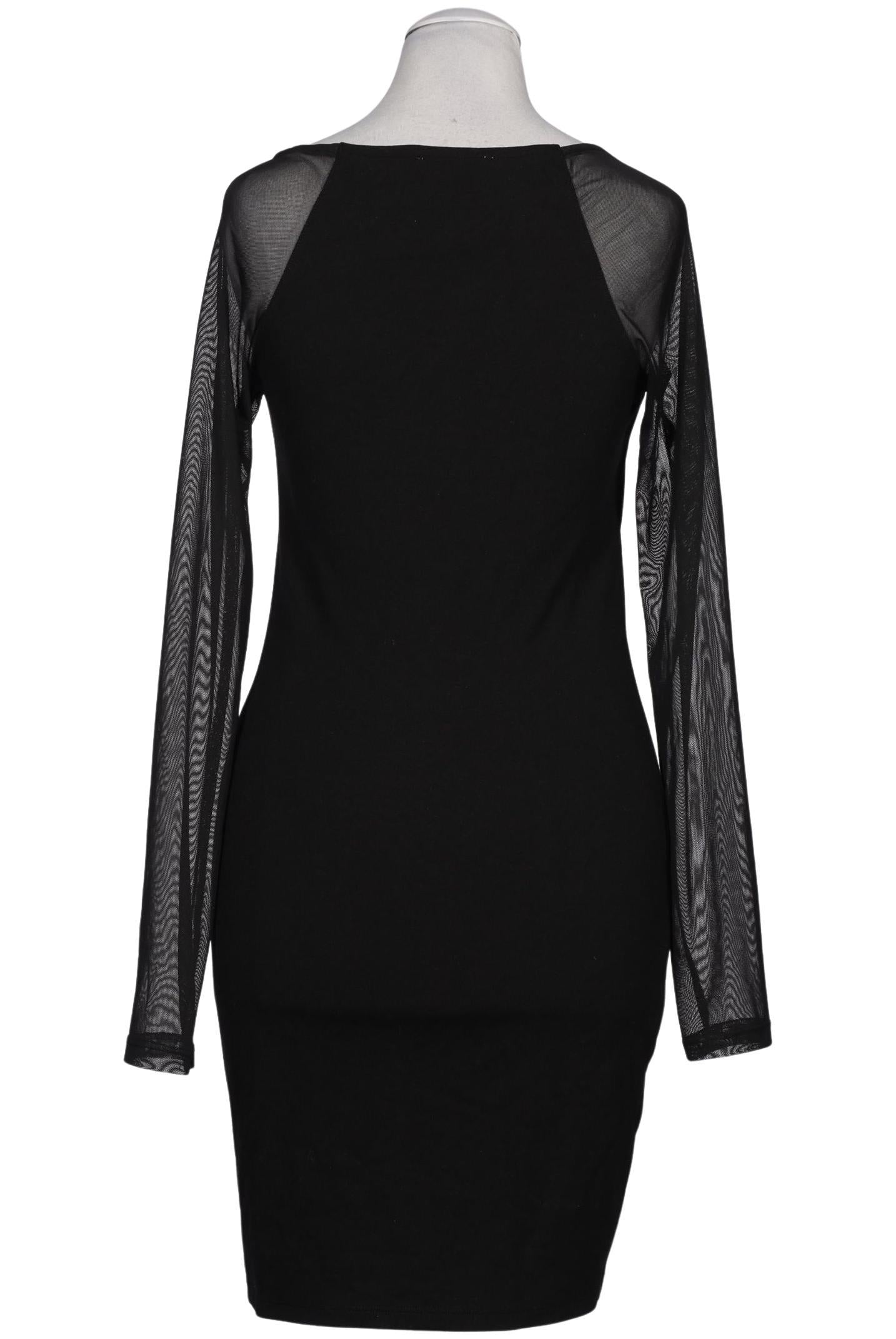 na-kd-damen-kleid-schwarz-90963480-bf8e-476a-abe3-2126a32dc40f-image-1