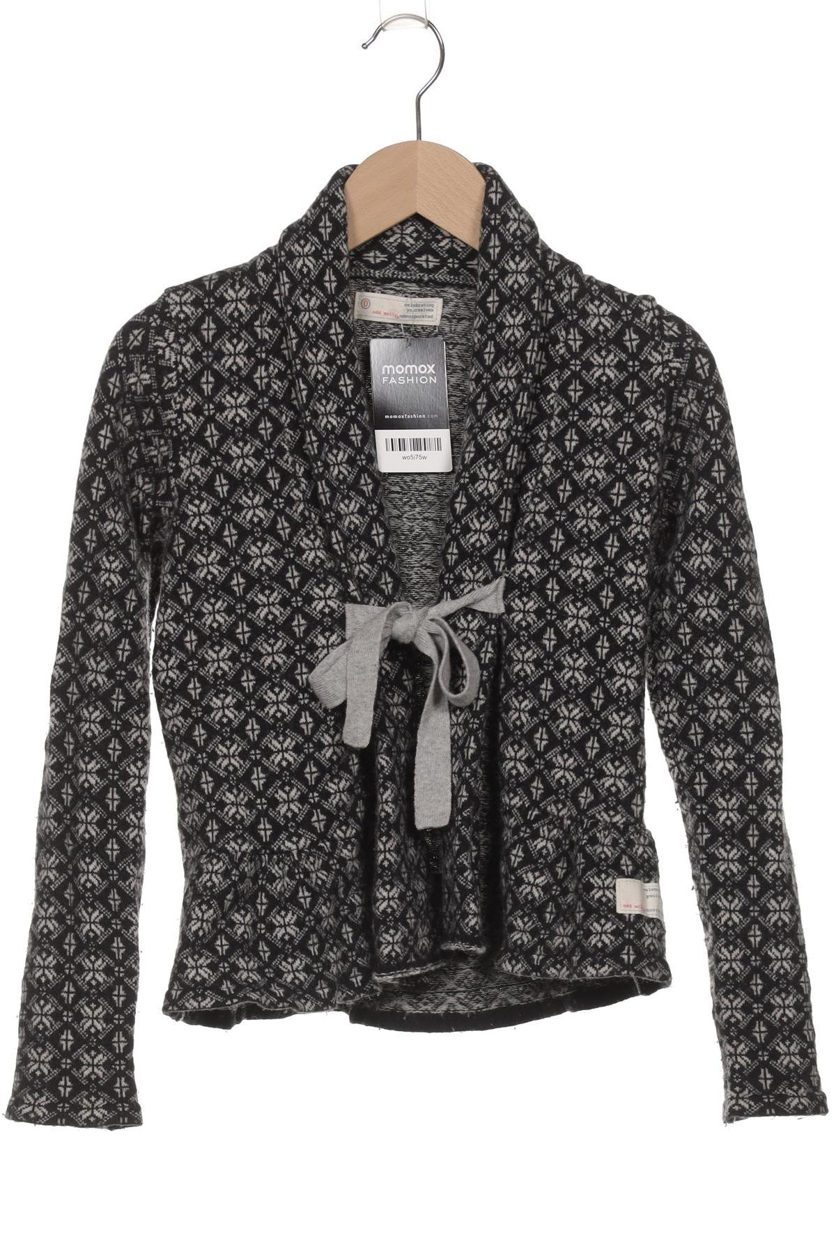 odd-molly-damen-strickjacke-schwarz-ac2de89f-55a7-433c-b92b-efd62902106a-image-0