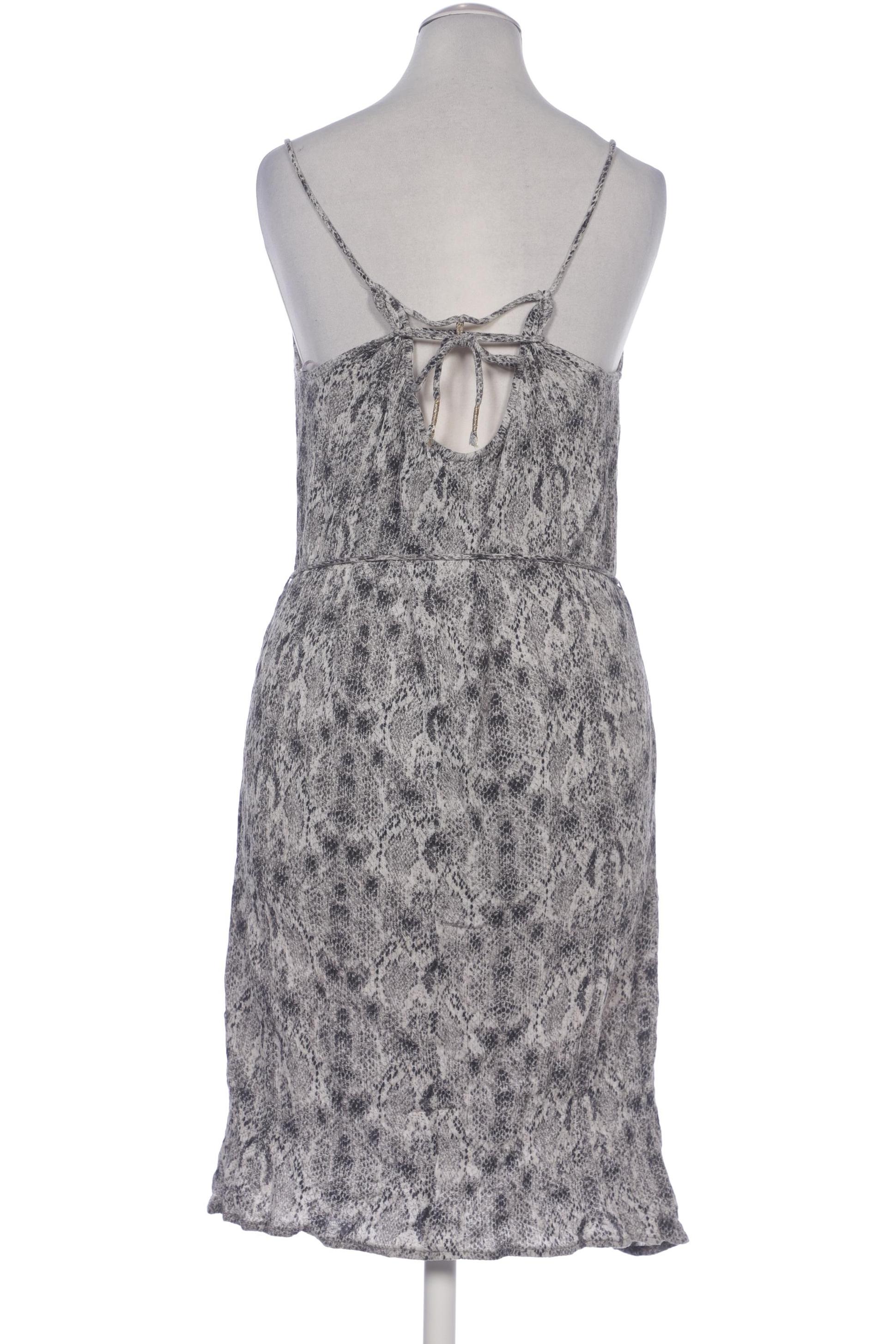 oysho-damen-kleid-grau-c07b6b0d-ffa0-4efd-a7e1-19ee091f7c1a-image-1