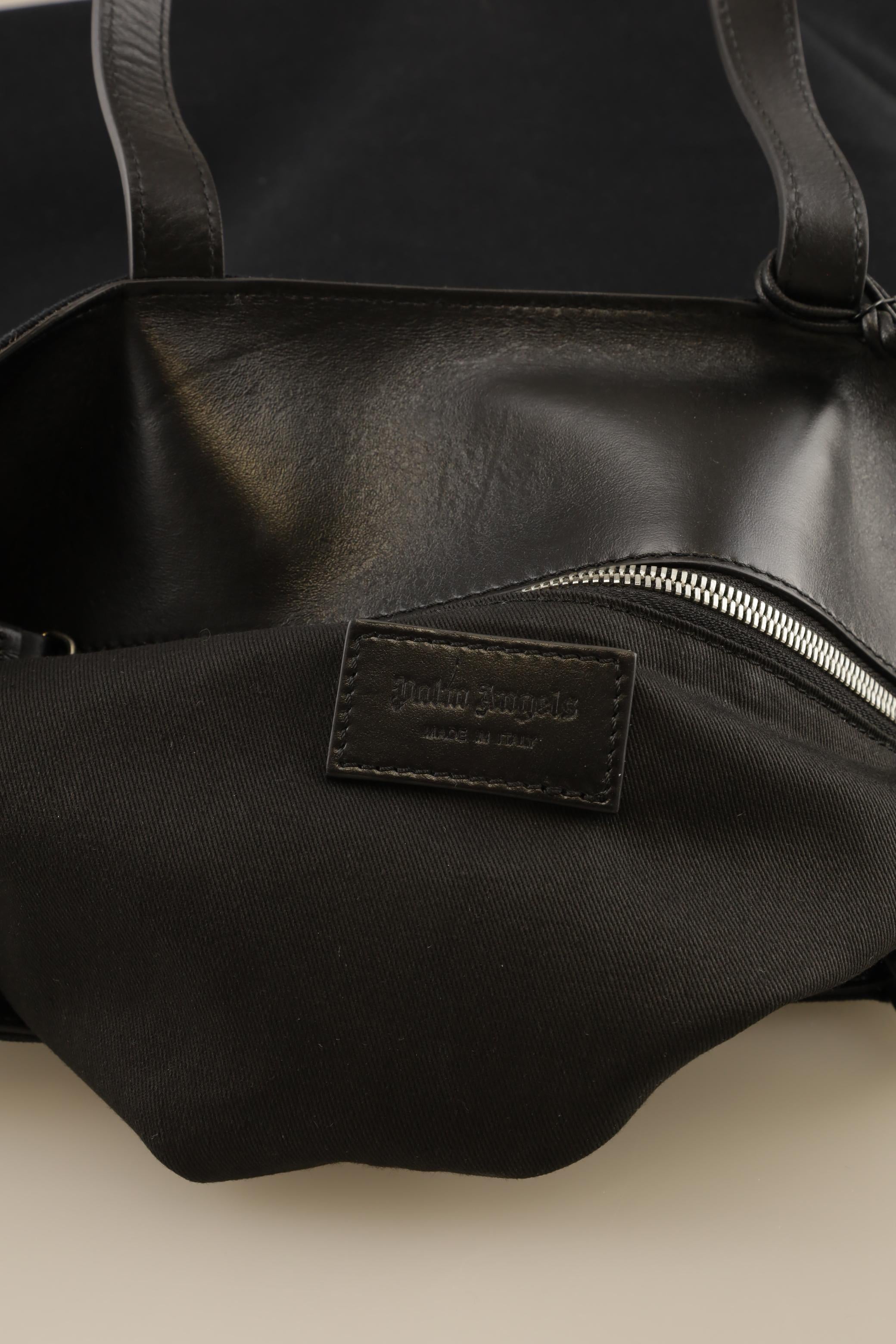 palm-angels-damen-handtasche-gross-schwarz-1193070f-cc31-46ba-9513-a4082459509e-image-3