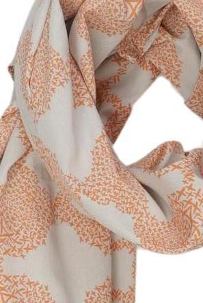 pieces-damen-schal-oder-tuch-beige-a84bd1cc-bb70-434f-a6fa-bbdbddc767e8-image-1
