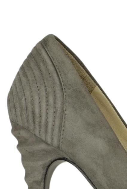 poletto-damen-pumps-grau-92e2ebd5-61c0-48ea-b154-3bae74eb1cc7-image-1