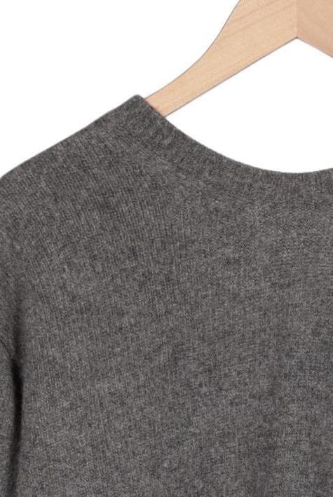 prada-damen-strickjacke-grau-e03d25c1-f467-431b-b885-858d956dd444-image-2