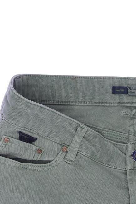 pull-bear-damen-shorts-grun-13d6597b-4a09-403a-b829-9dd6d68820c6-image-2