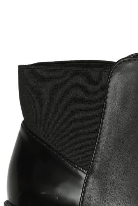 pull-bear-damen-stiefelette-schwarz-96abc5a2-8092-49b7-80d2-a006a31e29db-image-1