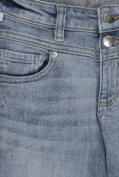 qs-by-s-oliver-damen-shorts-hellblau-9151f7e5-8ebb-4f76-b0cc-fa37efe11288-image-2