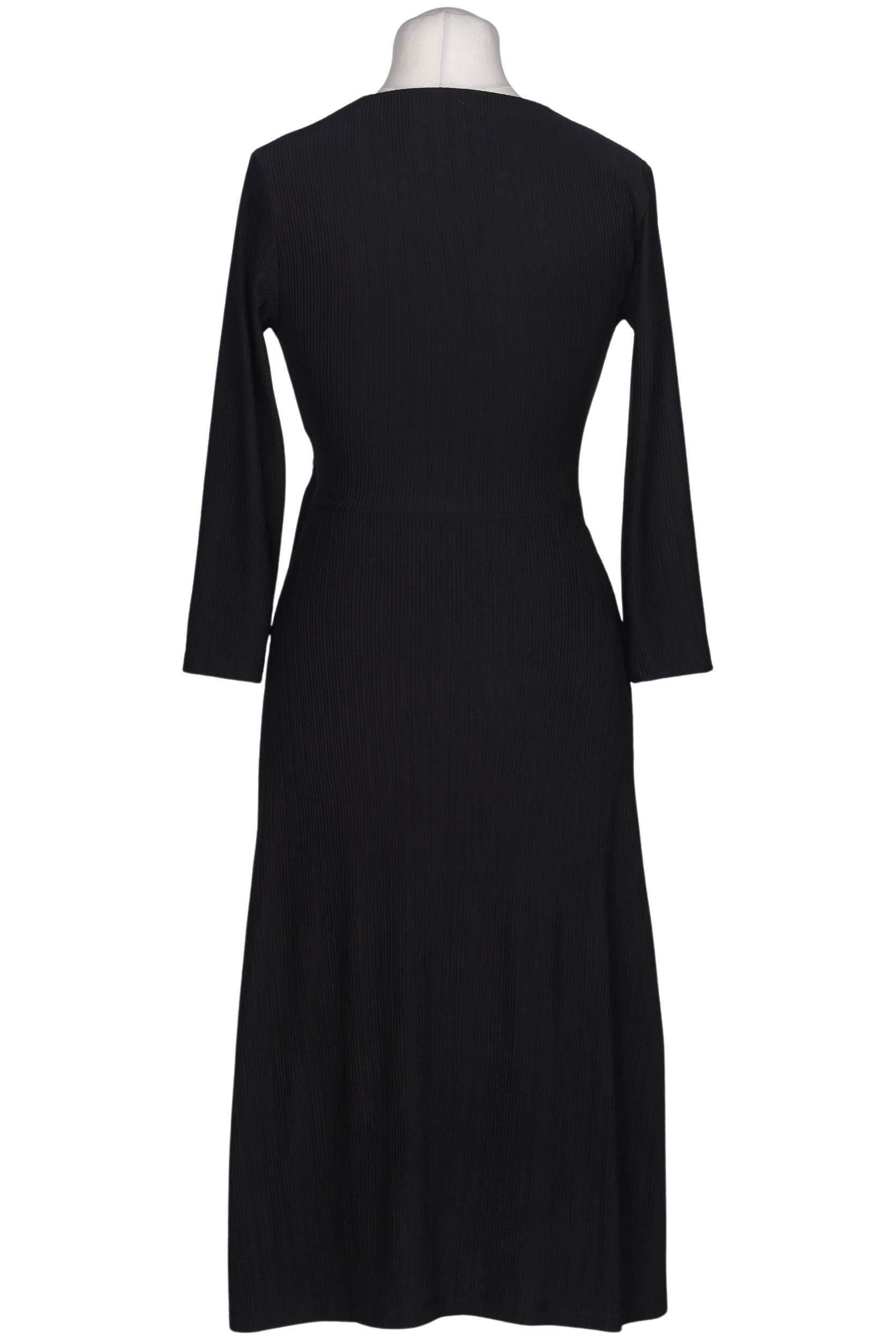 reserved-damen-kleid-schwarz-0cd28c65-1447-40a1-8e74-f37cf95b418a-image-1