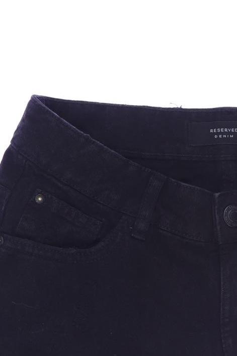 reserved-damen-shorts-schwarz-fbfc974c-7547-4b37-874e-dfcb971ae8c3-image-2