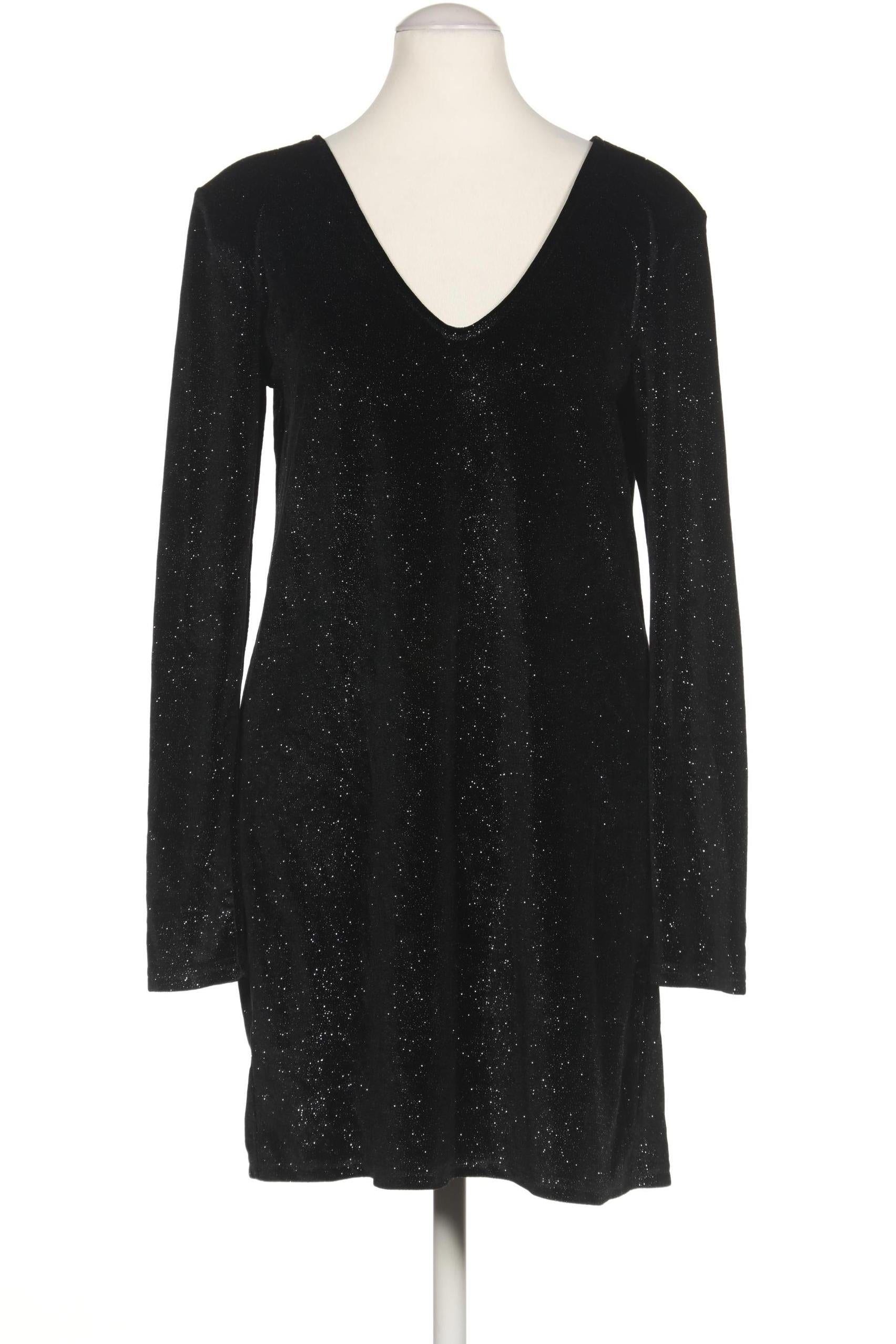 stradivarius-damen-kleid-schwarz-487f9577-bb87-46f3-8fe2-8df07666e5b1-image-0