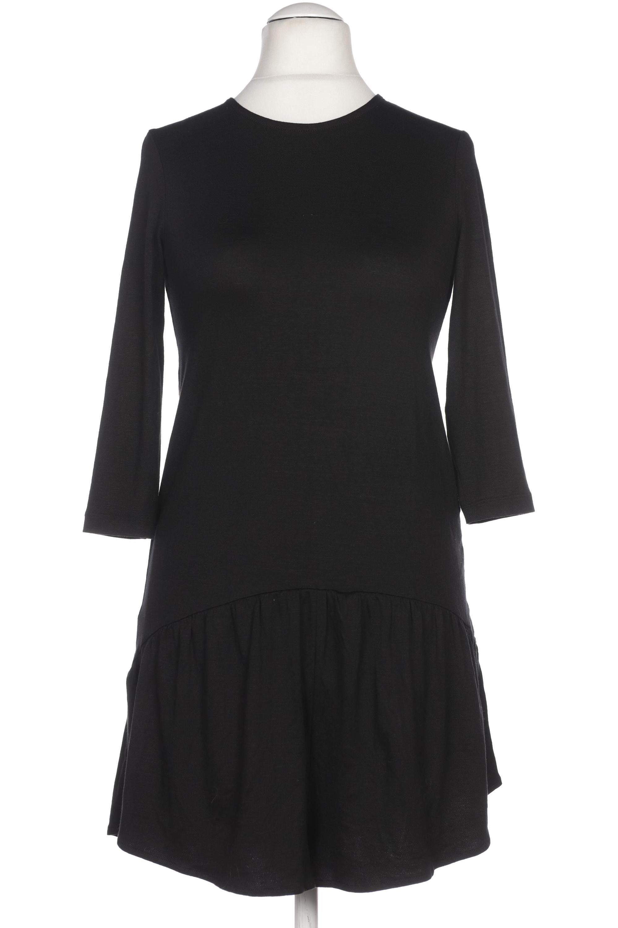 stradivarius-damen-overall-oder-jumpsuit-schwarz-e6fc736e-e3ed-4e0a-8b9e-2221a1ce76fd-image-0
