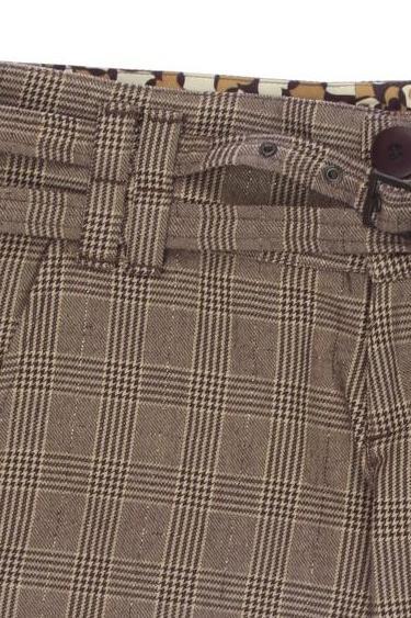 stradivarius-damen-shorts-braun-5aff0bd0-bdd4-4100-81d7-97f25d446a0e-image-2