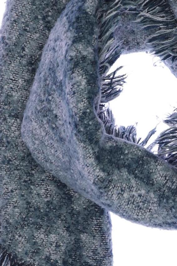 strenesse-damen-schal-oder-tuch-grun-63d2fcdf-cc47-4d7c-a3a7-0aa38ef44130-image-1