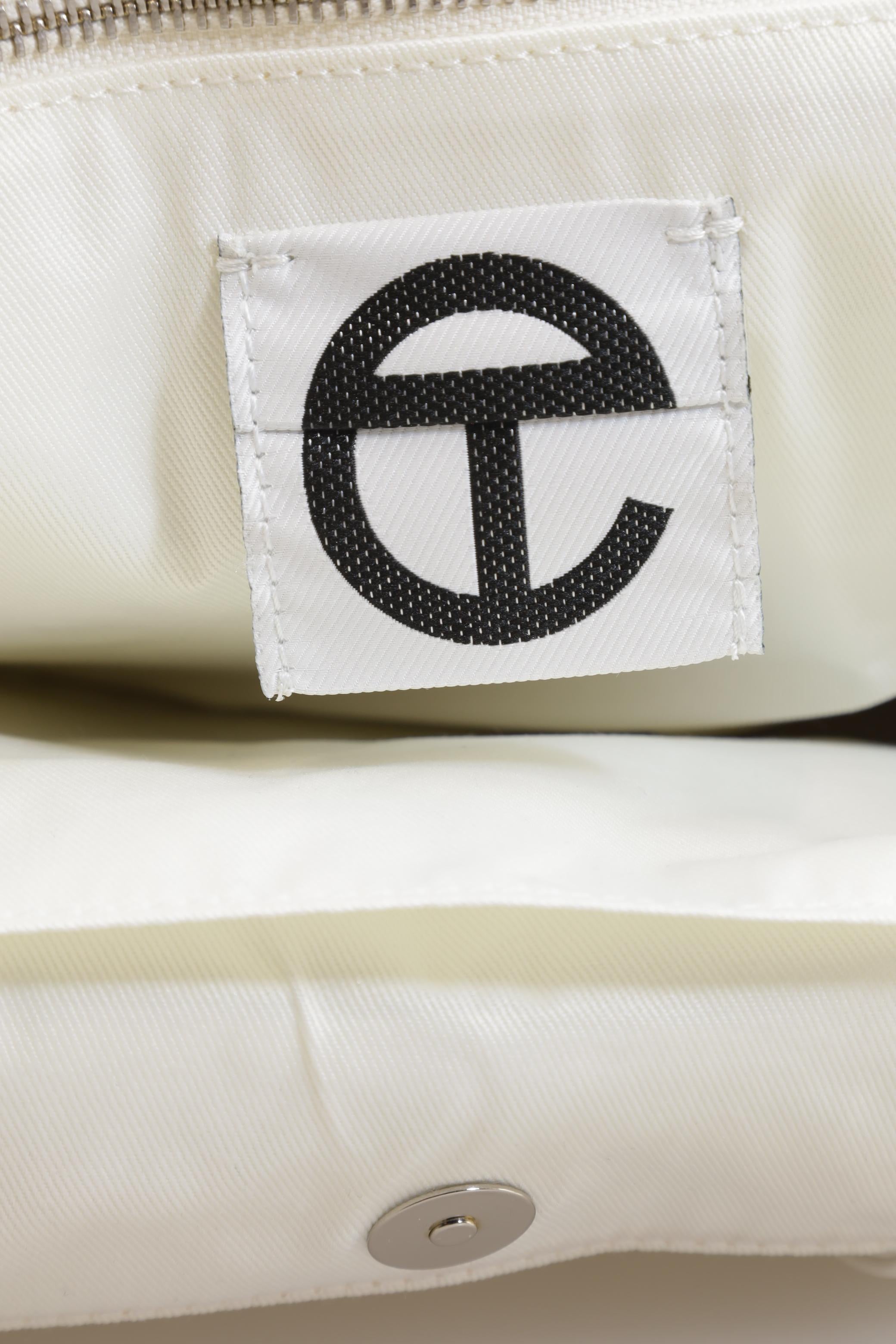 telfar-damen-handtasche-gross-weiss-614fcaa7-2657-4f9f-b447-77134a632e0f-image-2