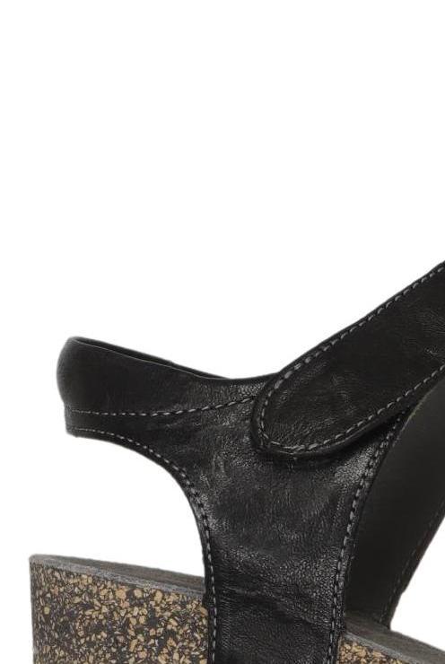 think-damen-sandalen-schwarz-83f187f9-1a3f-4255-8397-1bbc6988fe3f-image-1
