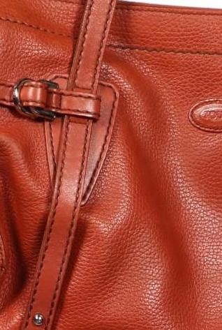 tod-s-damen-handtasche-gross-leder-braun-89036e50-cf70-4590-aca5-f463b9171351-image-2
