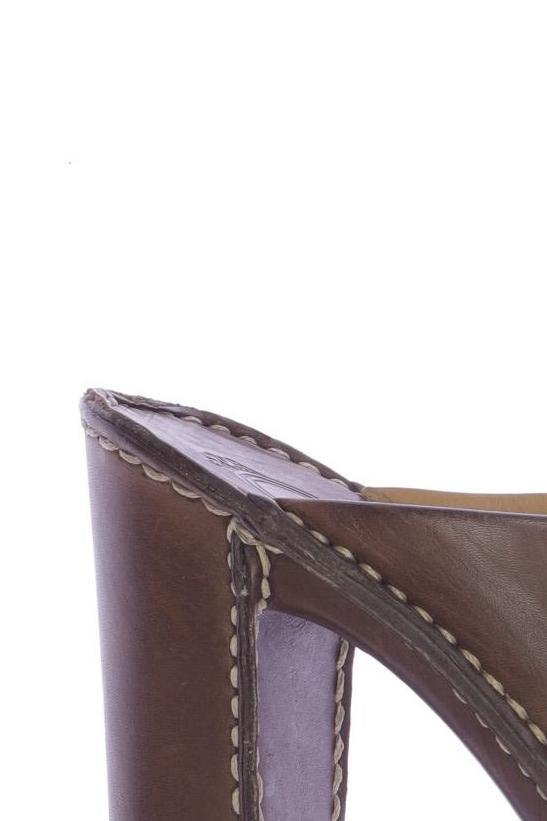 tod-s-damen-pumps-braun-9aab8de8-8d7e-4950-b1a3-81d92902d0e2-image-1