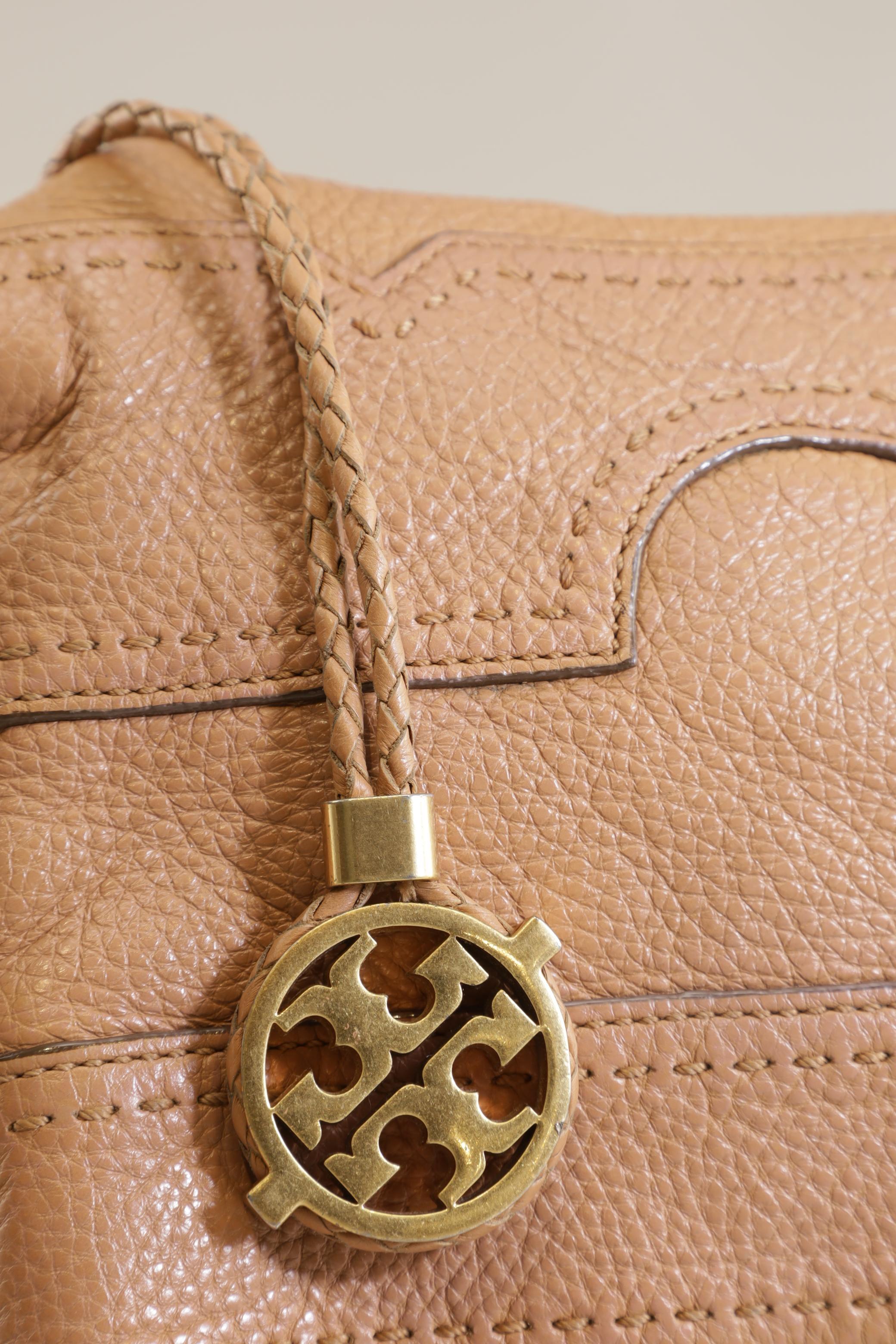 tory-burch-damen-handtasche-gross-leder-beige-c1d10674-7f98-4bd1-84e3-5edf0fb29405-image-2