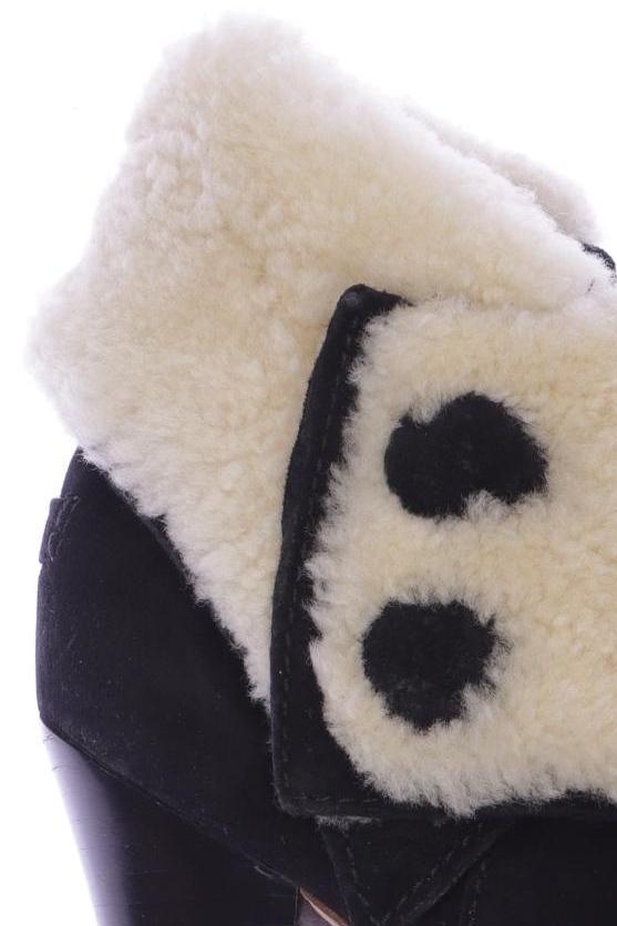 ugg-damen-stiefelette-schwarz-7c8d1756-687c-4e88-9c83-986702528d24-image-1