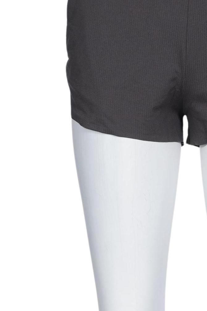 uniqlo-damen-shorts-grun-ff1fd441-00b0-40d2-9b62-6b2ae66bf059-image-2