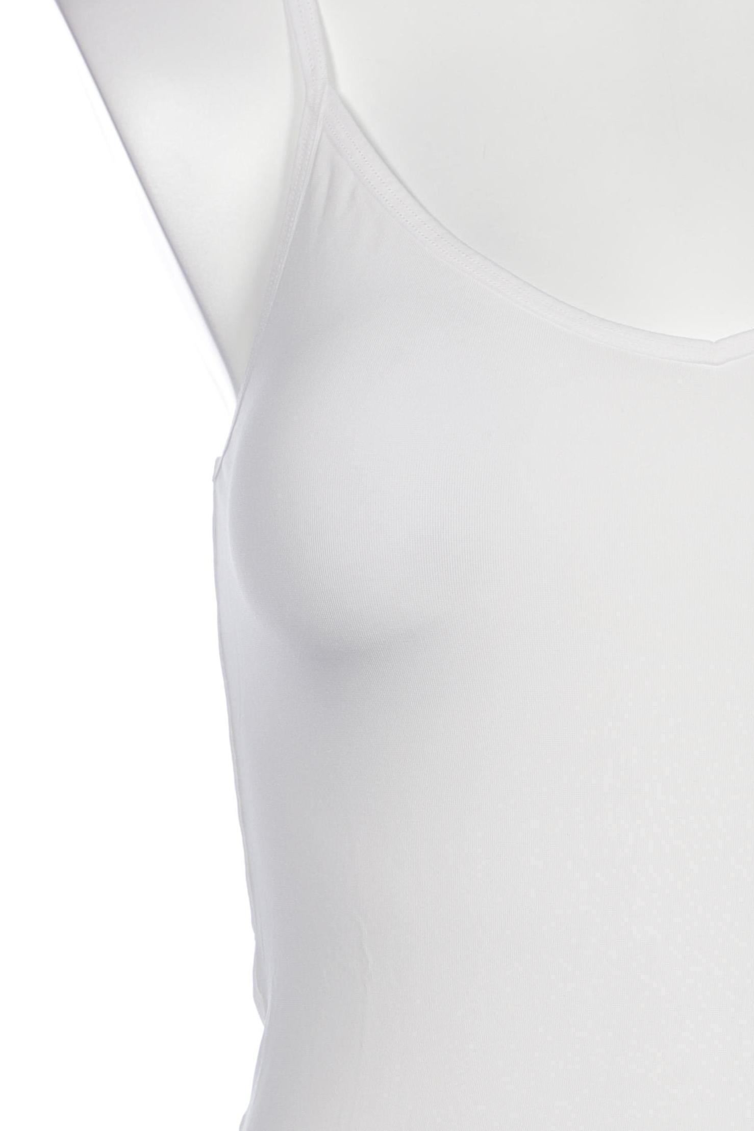 uniqlo-damen-top-weiss-e1919673-c5d3-4368-99e7-92d553b9eb3c-image-2