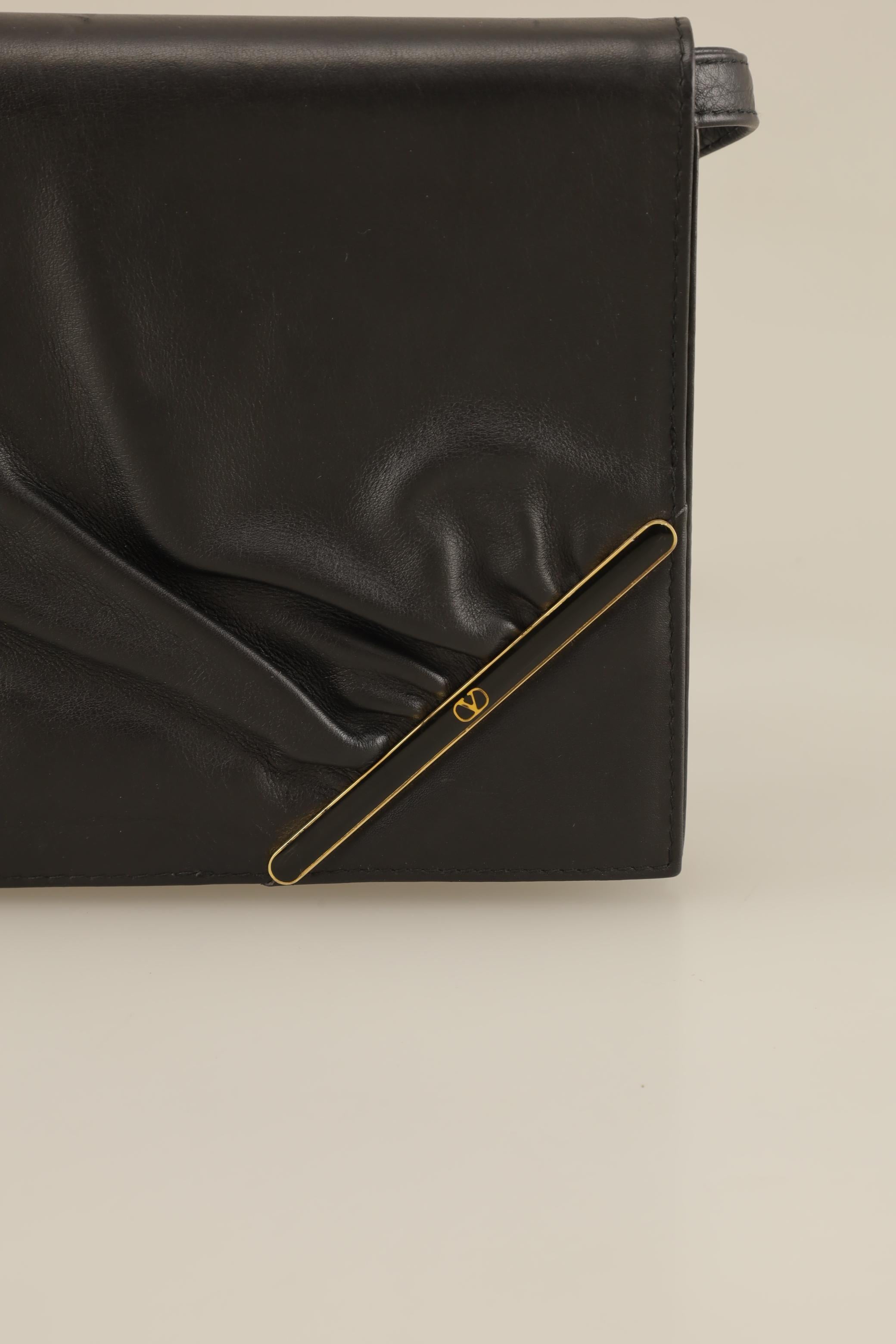 valentino-garavani-damen-handtasche-klein-leder-schwarz-e96c6136-f03d-46a7-9378-1db3b0727b2b-image-2