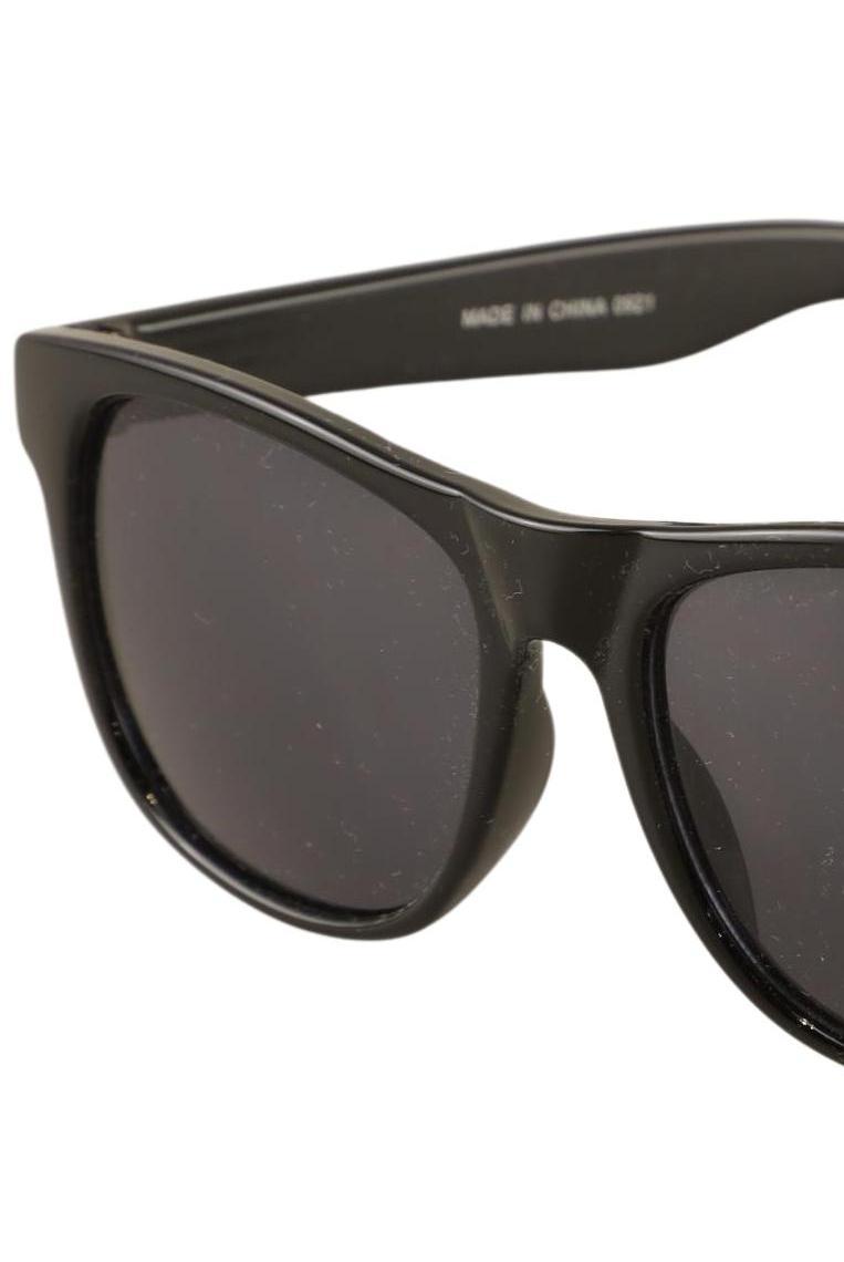 vans-madchen-sonnenbrille-schwarz-95bdab91-5ef2-4aa8-8a57-4501456e1ef3-image-2