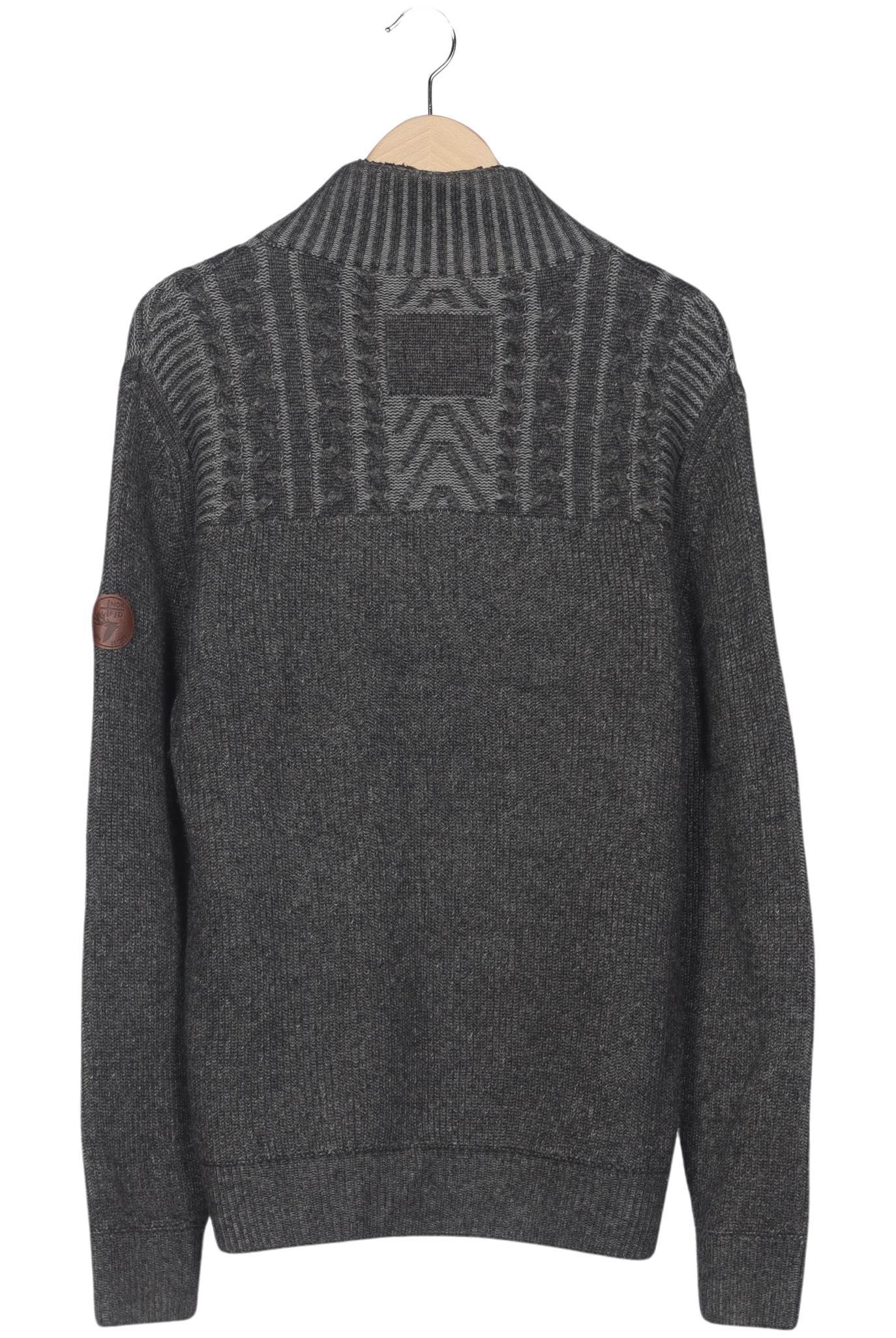 walbusch-herren-pullover-grau-69d1333e-e64d-446a-8e82-77e0dec9dd21-image-1