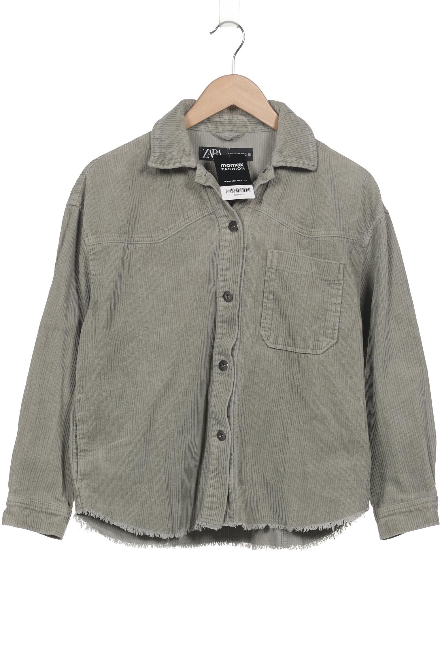 zara-damen-jacke-grun-8fb1734a-cdfb-4551-a9cf-33f90652f5aa-image-0