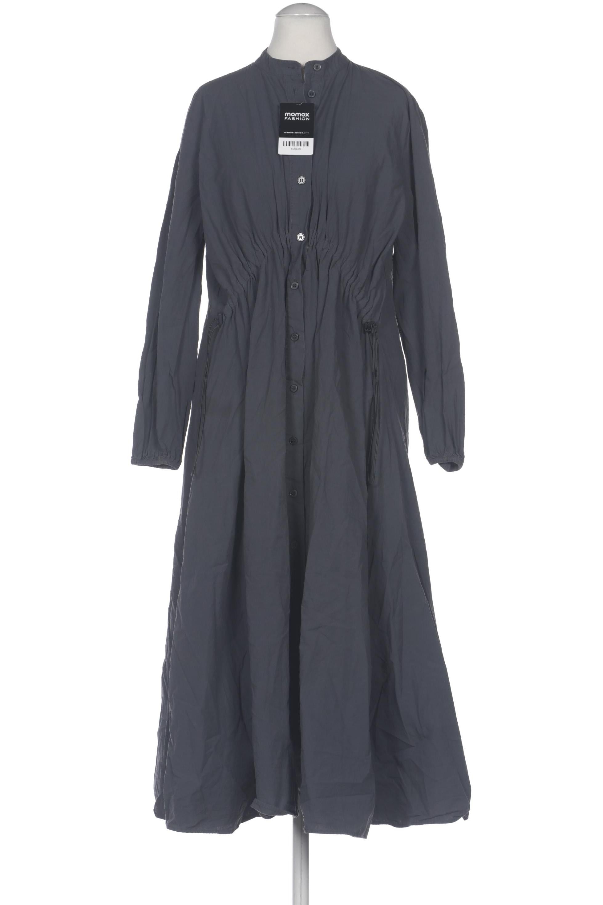 zara-damen-kleid-grau-8d503a73-78a2-463f-b61b-04b63d2c9047-image-0